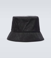 Reversible bucket hat