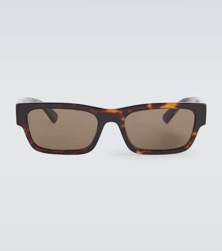 Rectangular sunglasses
