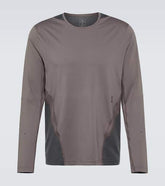 x Post Archive Faction running top