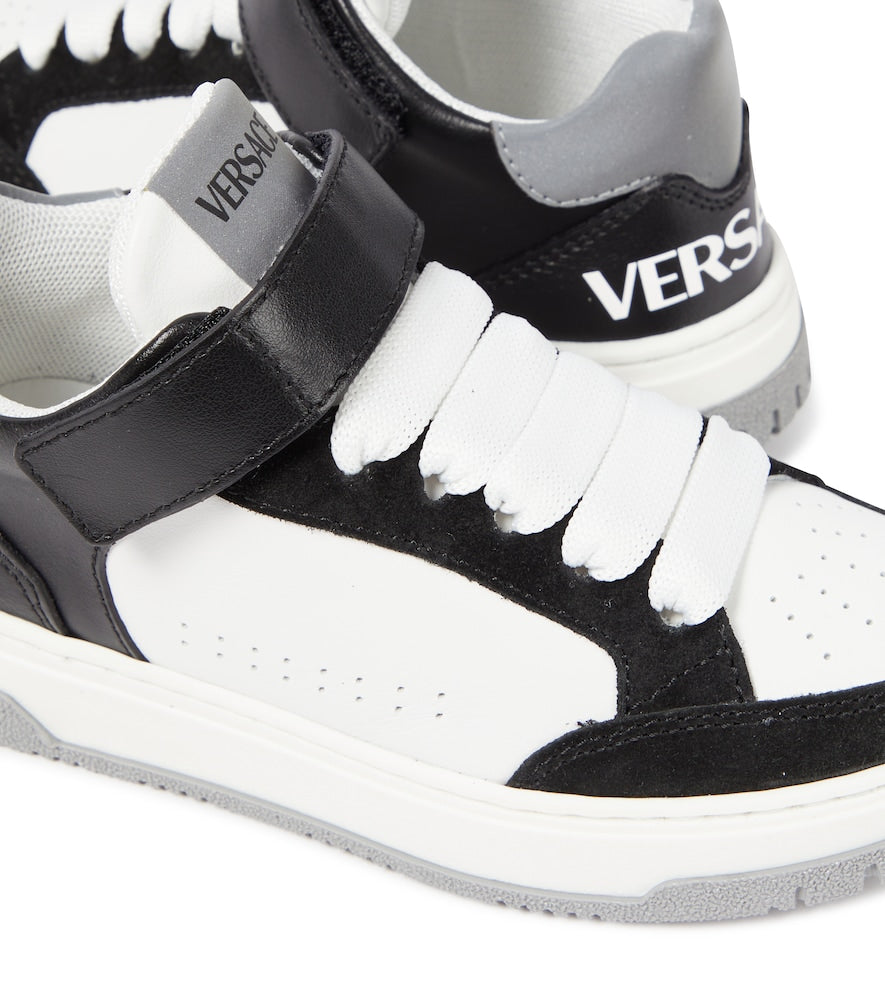 Logo leather sneakers