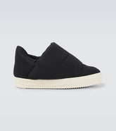 Puffer slip-on shoes