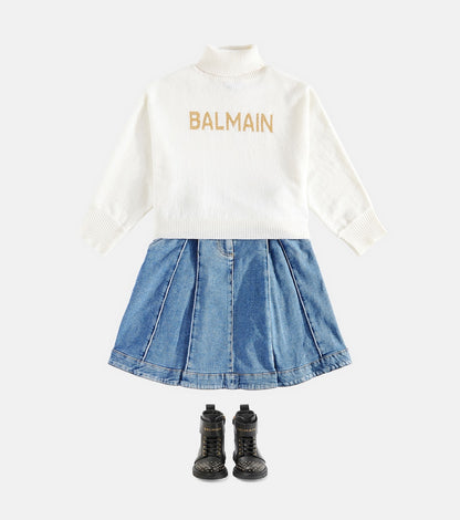 Pleated denim skirt