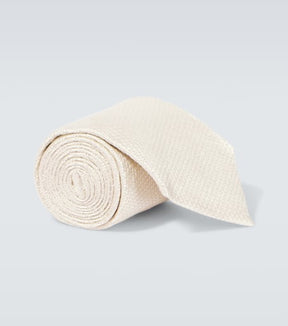 Silk tie
