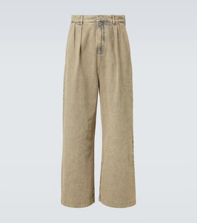 Pleated wide-leg jeans