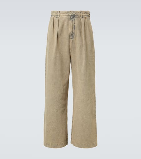 Pleated wide-leg jeans