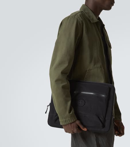 Compass laptop pouch