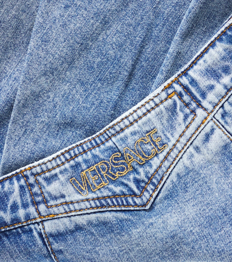 Embroidered denim skirt