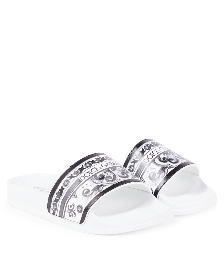 Majolica slides