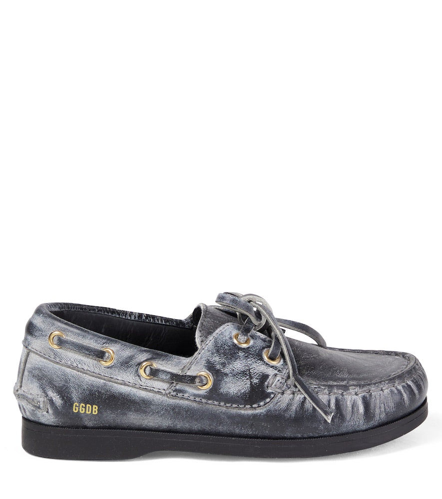 Cruise distressed leather boat shoes