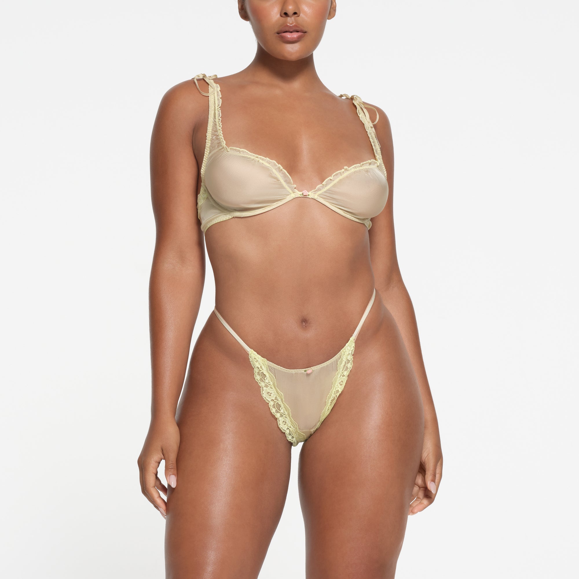 SKIMS ROMANCE LACE UNLINED PLUNGE BRA | SAGE