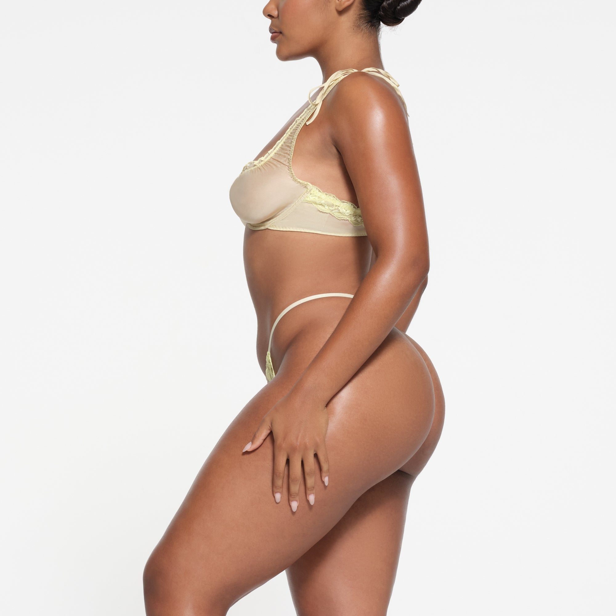 SKIMS ROMANCE LACE UNLINED PLUNGE BRA | SAGE