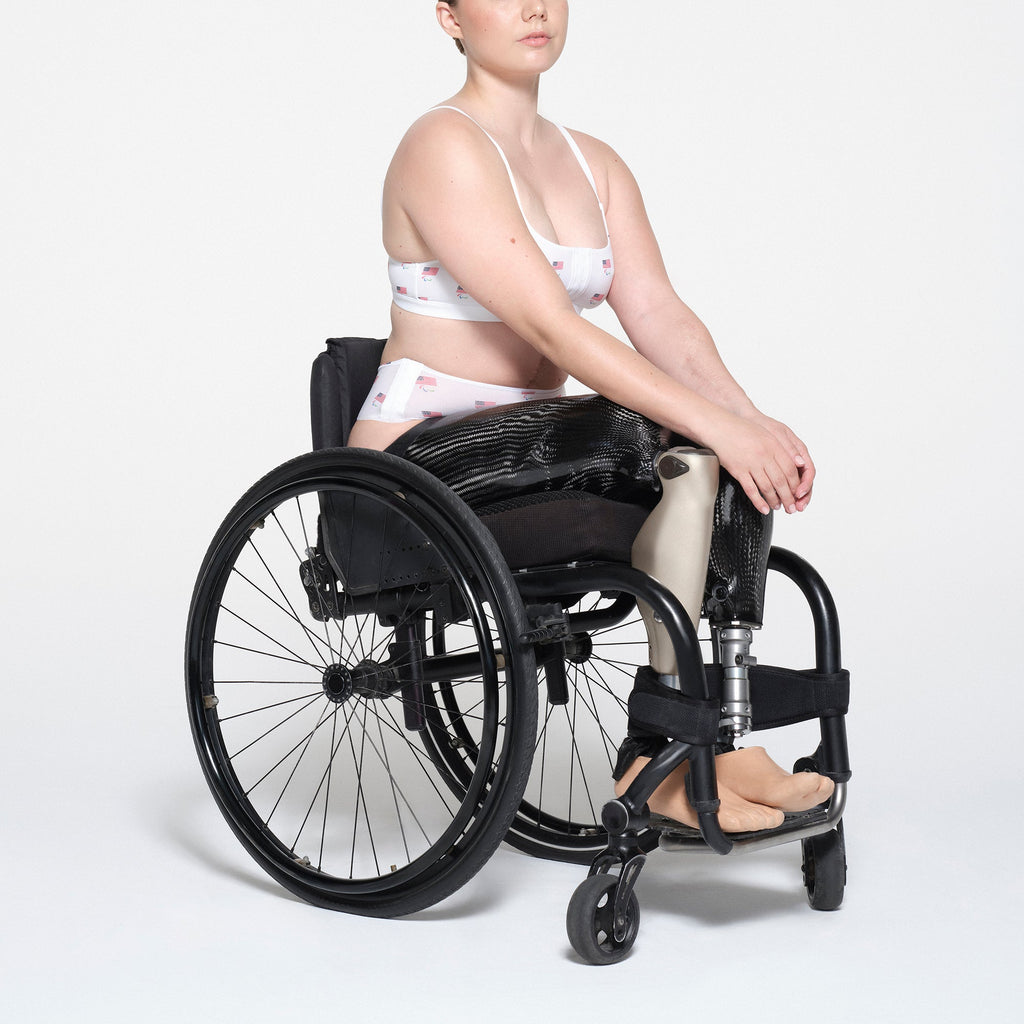 SKIMS FOR TEAM USA FITS EVERYBODY ADAPTIVE PARALYMPIC BOY SHORT | WHITE