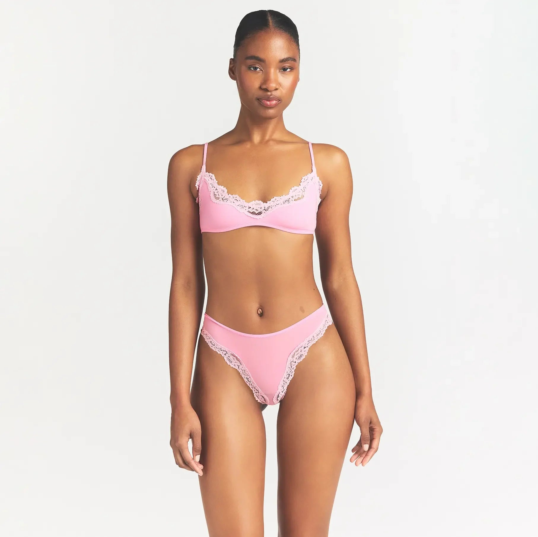 Fits Everybody Lace Tanga