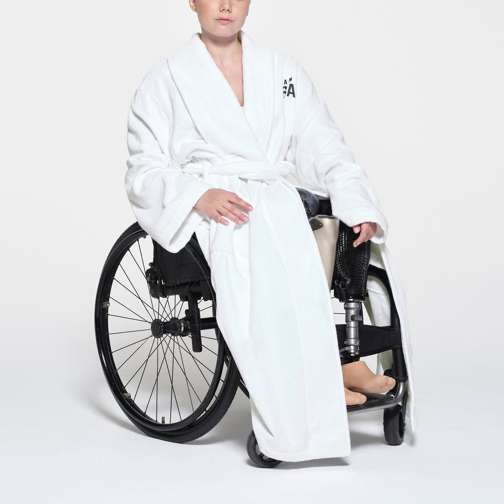 SKIMS FOR TEAM USA TERRY PARALYMPIC UNISEX ROBE | WHITE