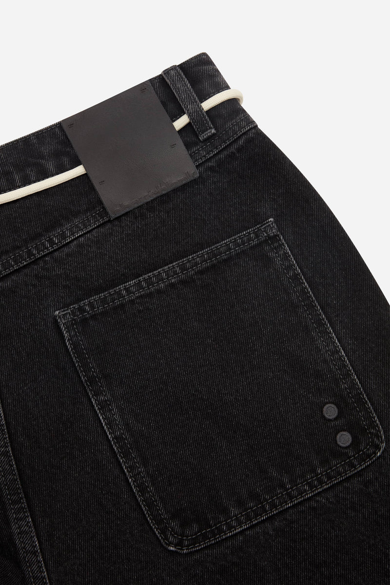 Relaxed denim jean - black