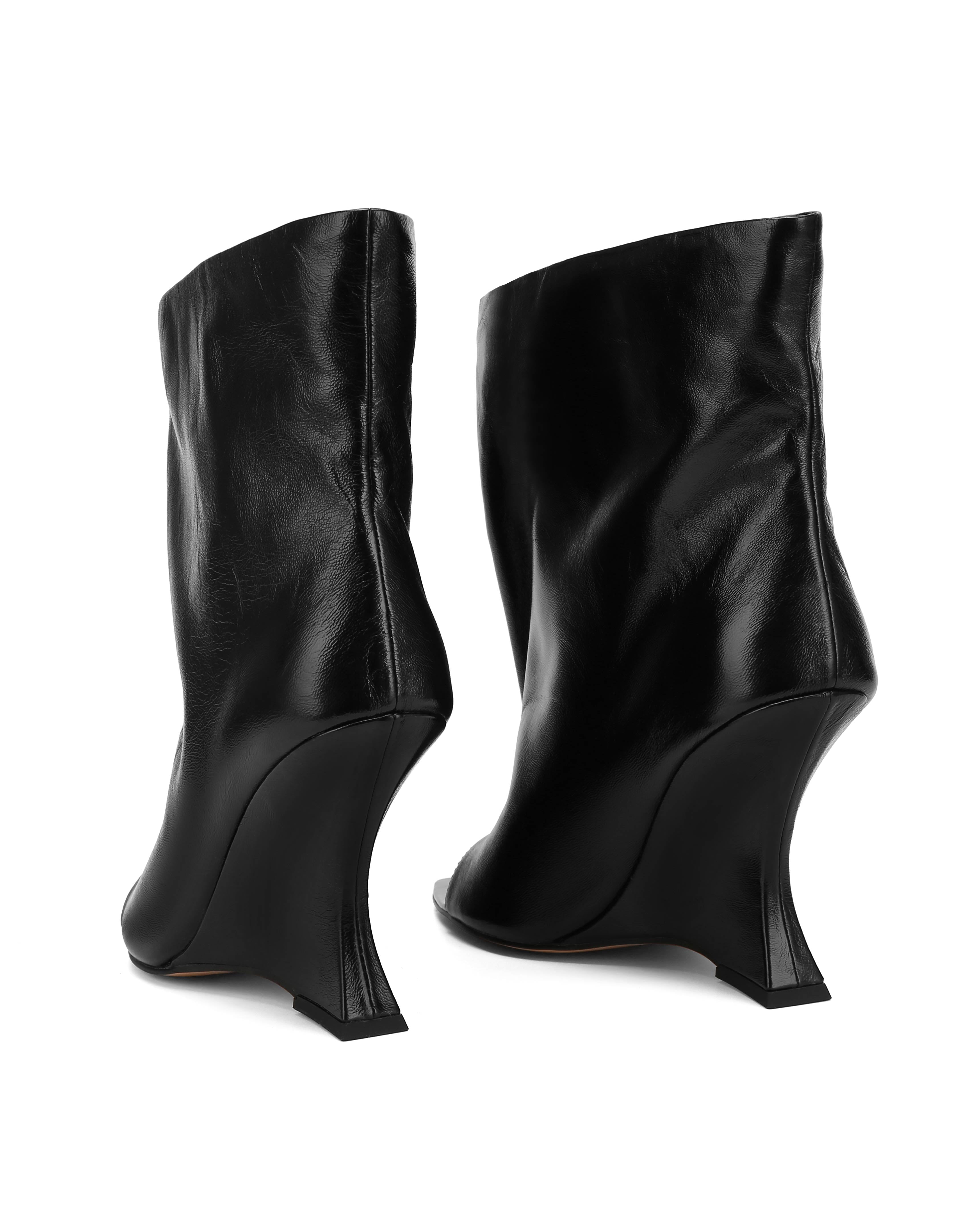 Reptile Black Leather