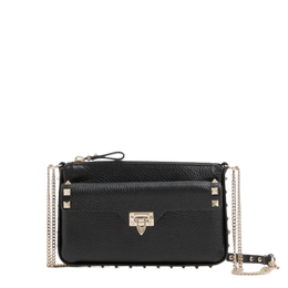 Rockstud chain pouch in grainy calfskin