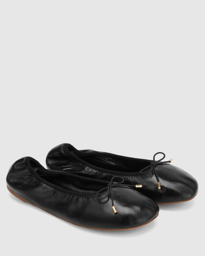 Scrunch Black Leather
