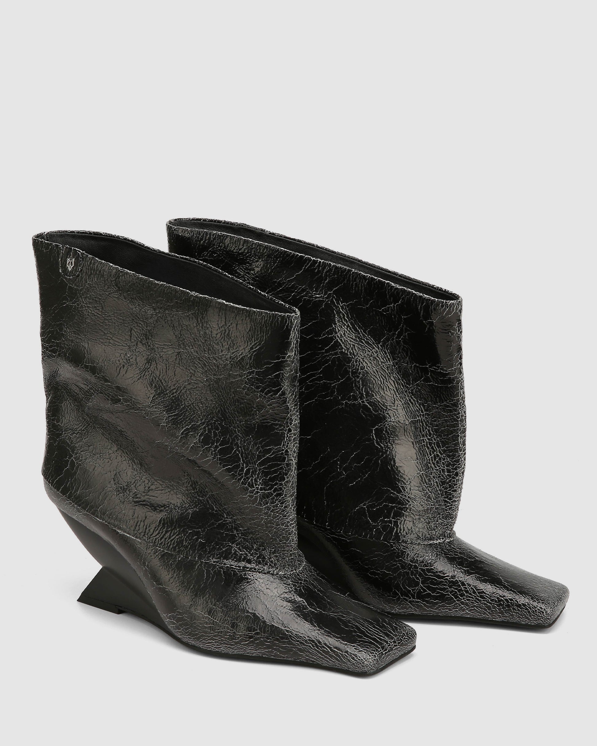 Shade Black Leather