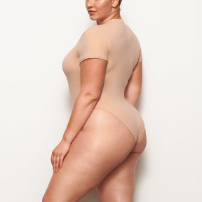 FITS EVERYBODY T-SHIRT BODYSUIT | MICA