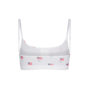 SKIMS FOR TEAM USA FITS EVERYBODY ADAPTIVE PARALYMPIC SCOOP BRALETTE | WHITE