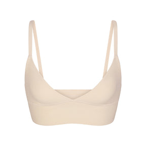 FITS EVERYBODY TRIANGLE LONGLINE BRALETTE | SAND