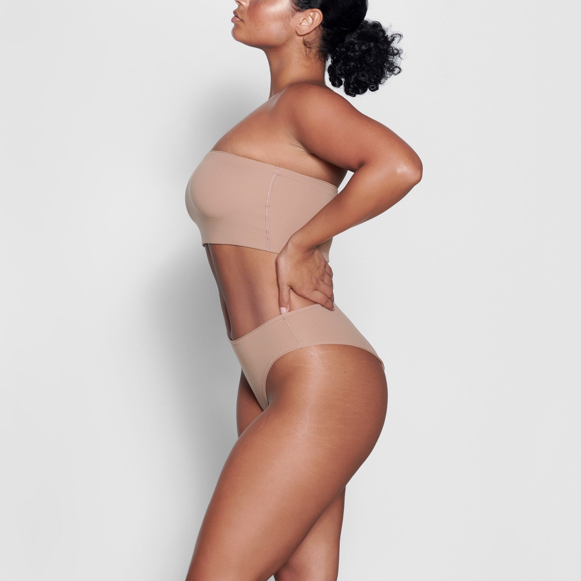 Fits Everybody Bandeau
