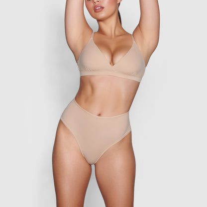 Fits Everybody Crossover Bralette