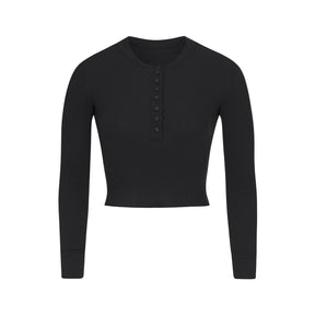 COTTON RIB LONG SLEEVE CROP HENLEY | SOOT