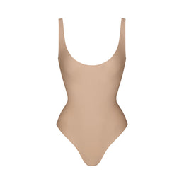 Skims Body Scoop Low Back Thong Bodysuit