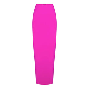 SOFT SMOOTHING SEAMLESS LONG TUBE SKIRT | FUCHSIA