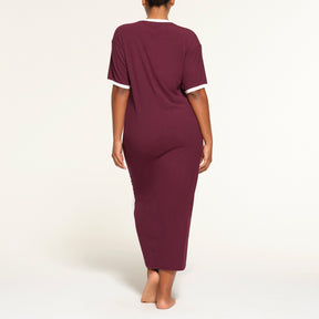 SOFT LOUNGE RINGER T-SHIRT LONG DRESS | MAROON