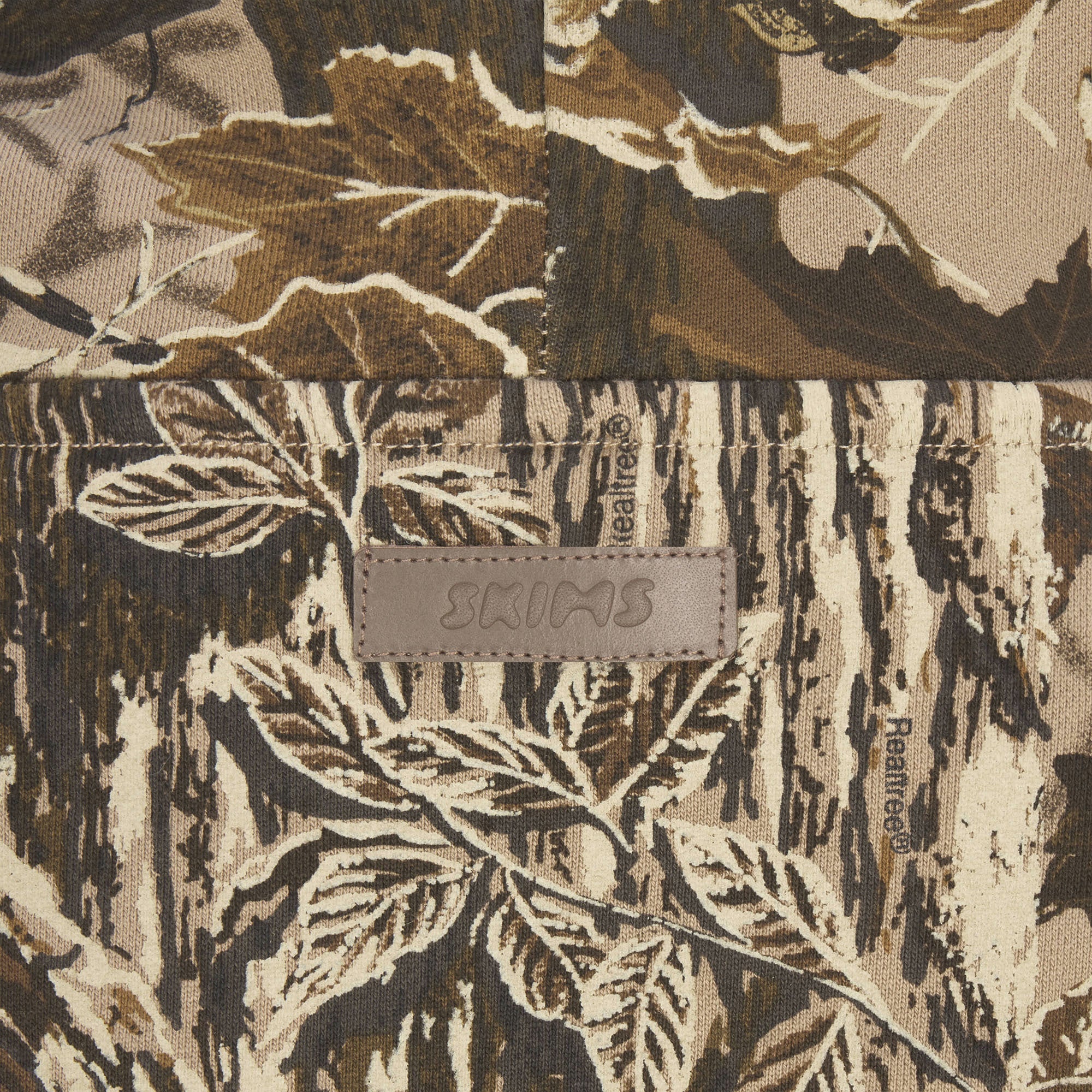 HEAVYWEIGHT FLEECE MENS REALTREE RELAXED SHORT | REALTREE CAMO PRINT