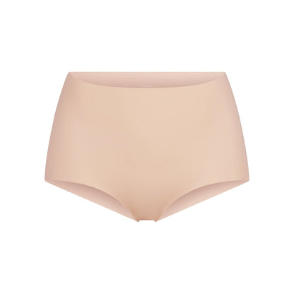 NAKED BOY SHORT | MICA