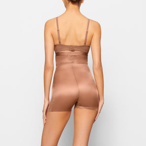 SIMPLY BARE HIGH-WAISTED SHORTIE | SIENNA