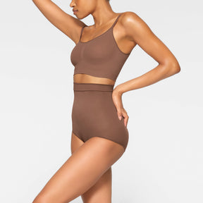 SHEER SEAMLESS BRALETTE | JASPER