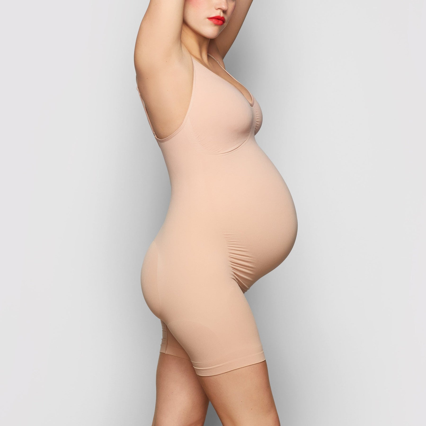 MATERNITY SCULPTING BODYSUIT MID THIGH | MICA