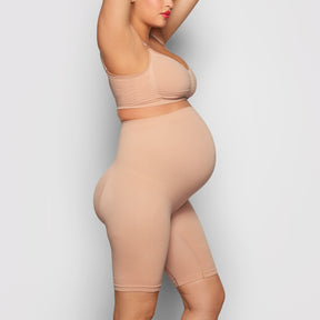 MATERNITY SCULPTING SHORT MID THIGH | SIENNA