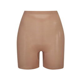 Sheer Sculpt Low Back Short