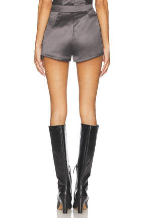 superdown Clo Short in Gunmetal