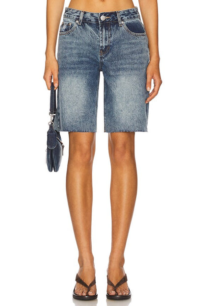 superdown Teresa Short in Mid Blue Wash