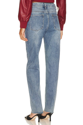superdown Dylan Straight Denim Jean in Dark Wash