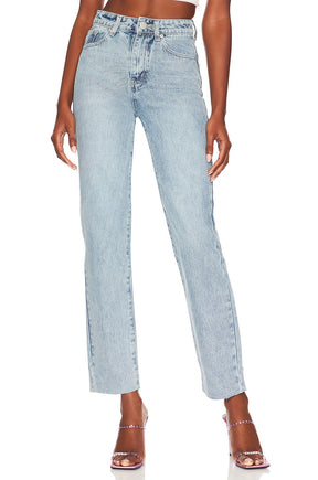 superdown Dylan Straight Denim Jean in Blue Wash