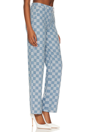superdown Jules Checkered Jean in Blue