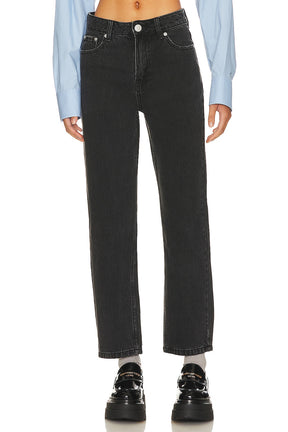 superdown Jinx Cropped Jeans in Black