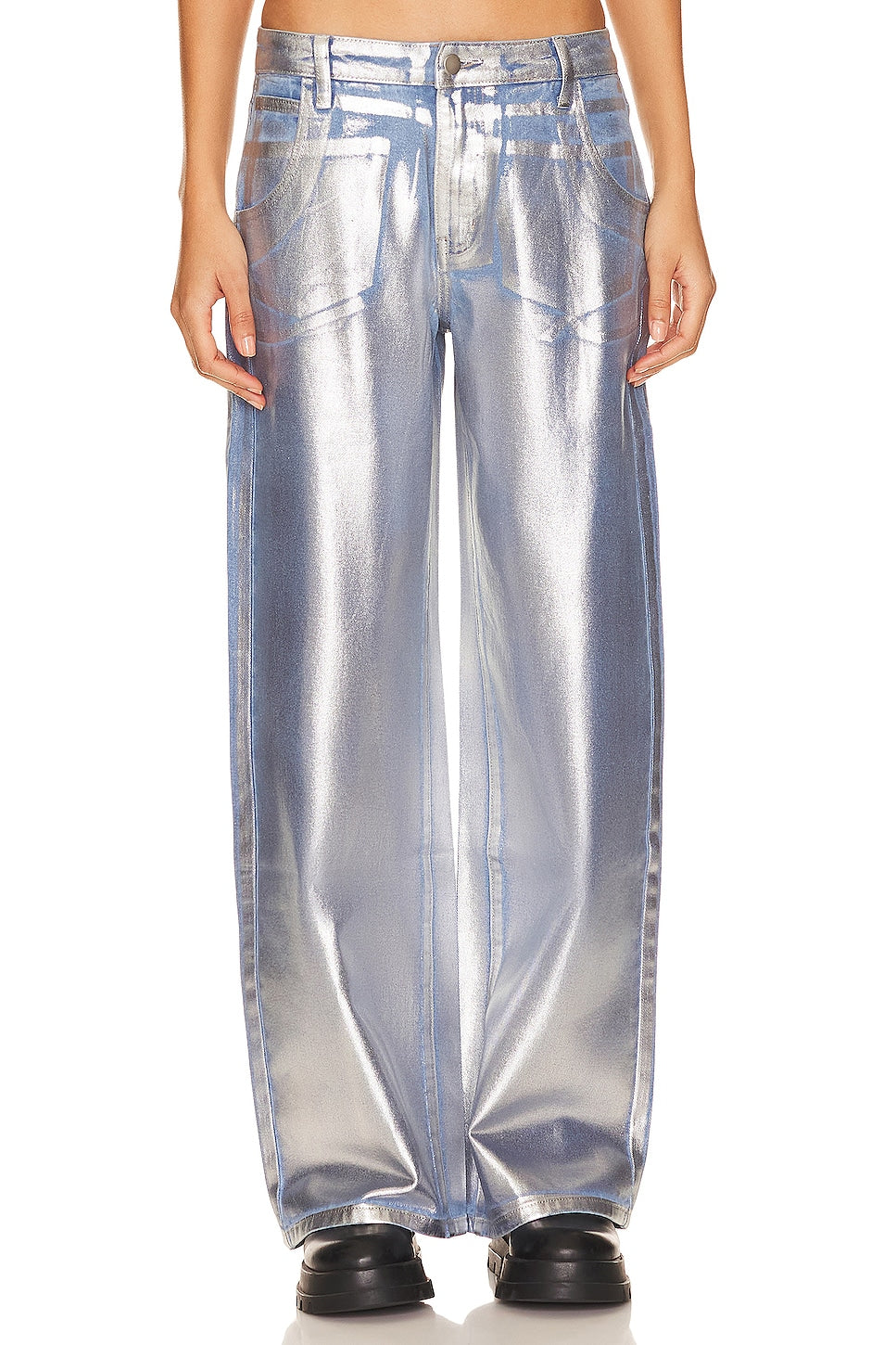 superdown Aisha Jean in Metallic Silver