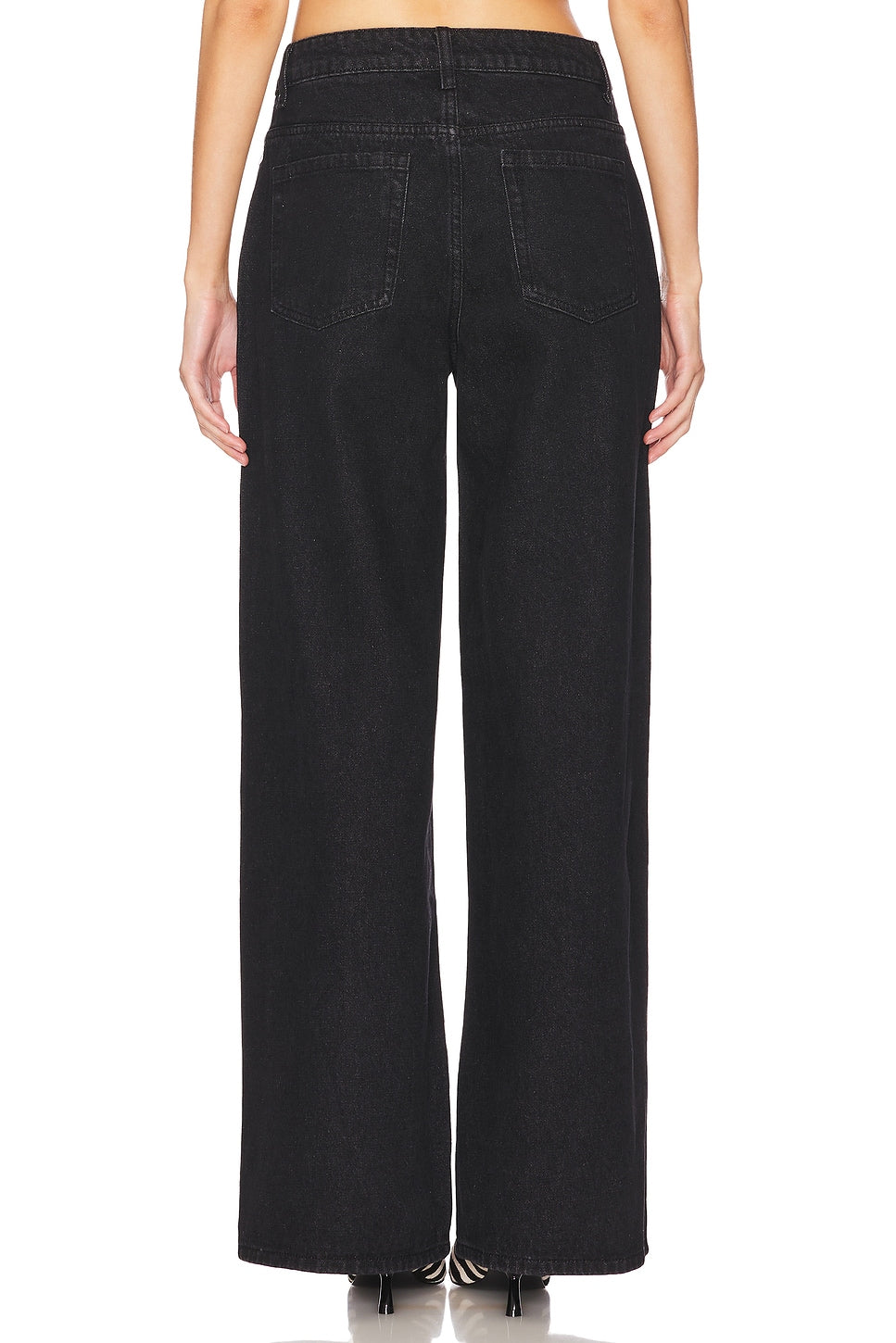 superdown Heather Boyfriend Jean in Vintage Black