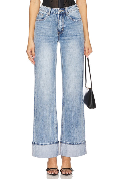 superdown Lulu Cuffed Jean in Mid Wash Blue