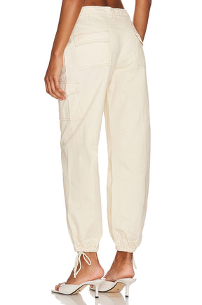 superdown Kayla Jogger Pant in Khaki