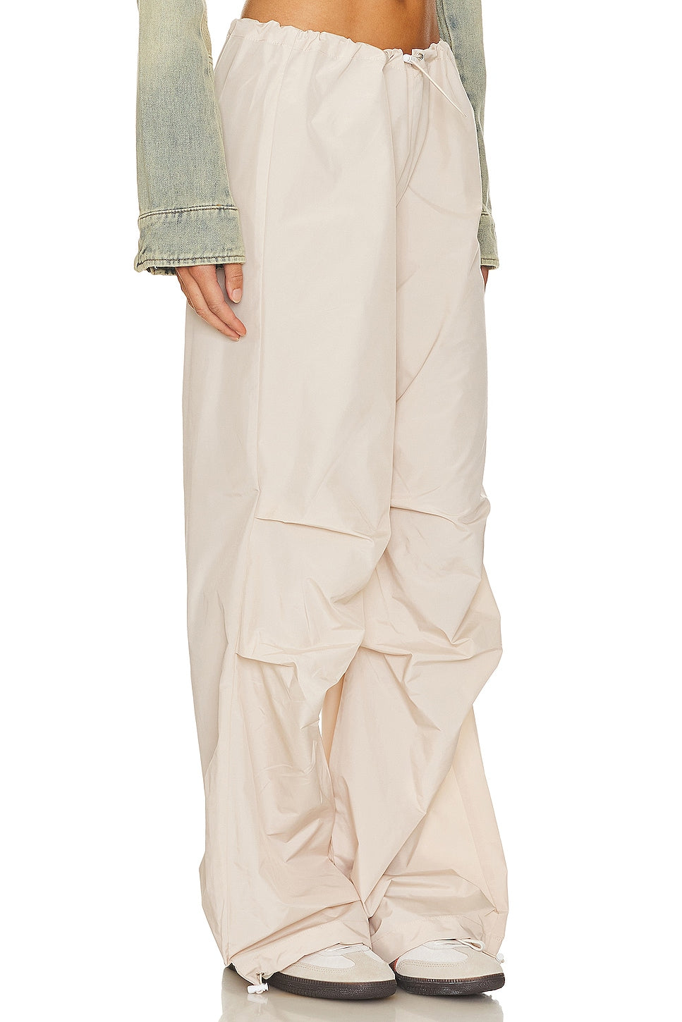 superdown Ayla Parachute Pant in Beige